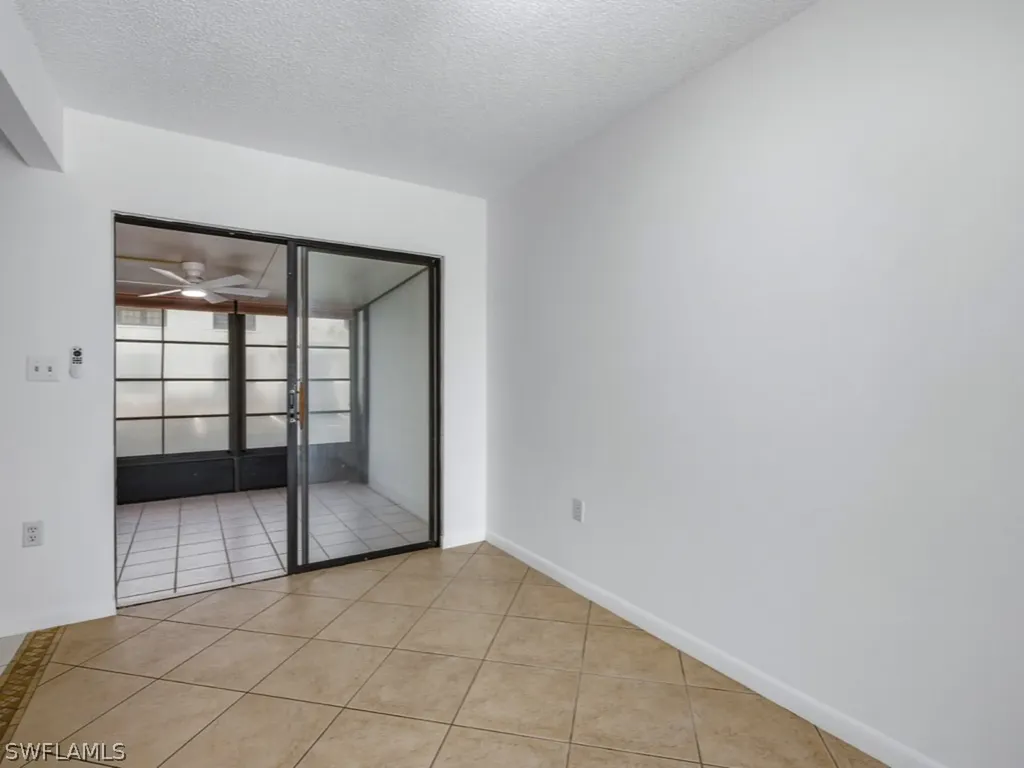 48 Via Marco Marco Island FL 34145
