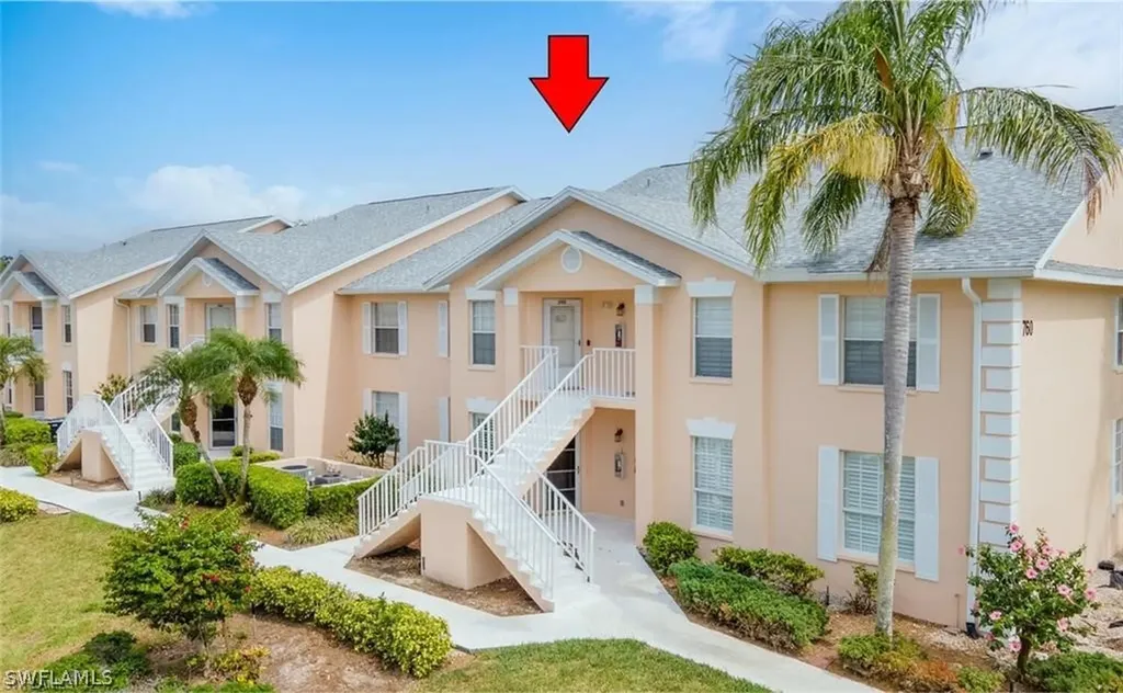 760 Wiggins Lake Drive Naples FL 34110