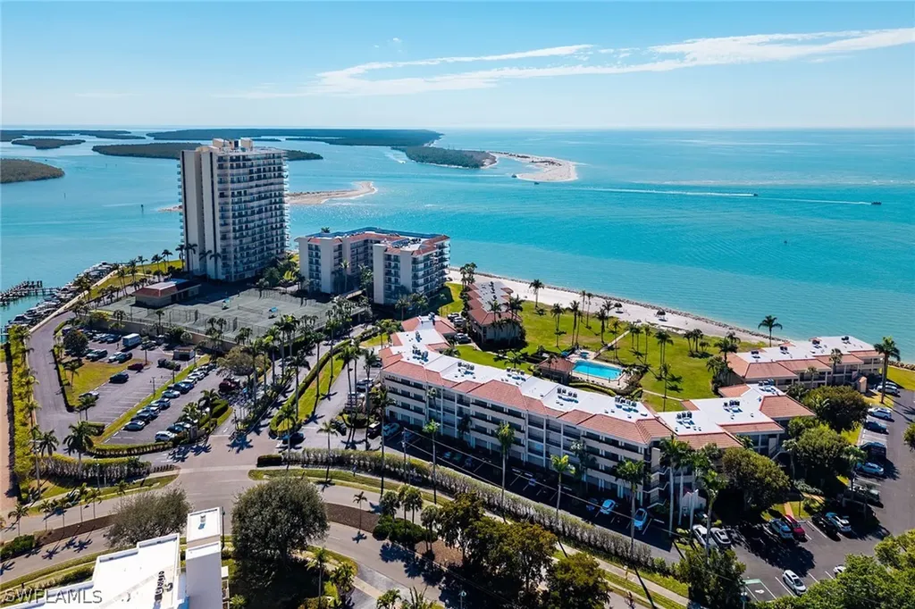 Marco Island FL, 1100 S. Collier Boulevard, Unit 324