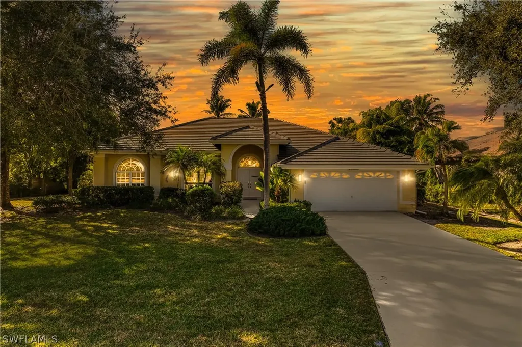 11283 Longshore Way E Naples FL 34119