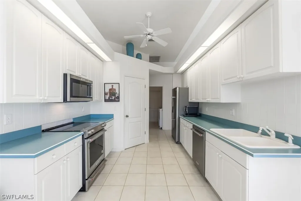 11283 Longshore Way E Naples FL 34119