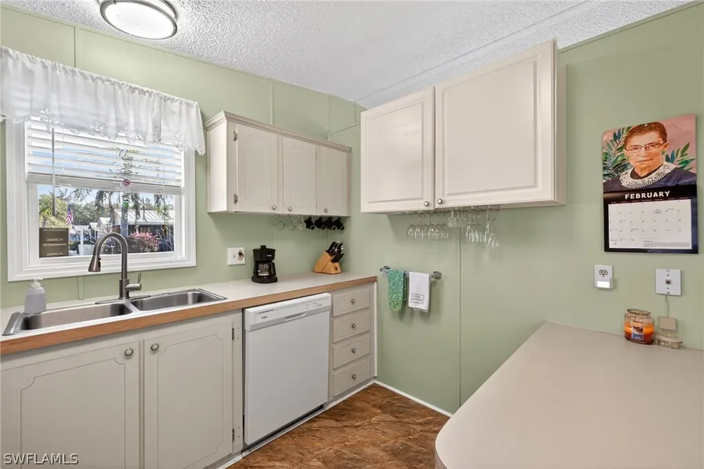 216 Oceans Boulevard Naples FL 34104