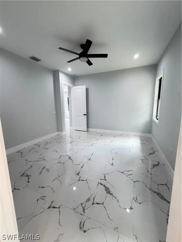 2864 66th Avenue NE Naples FL 34120