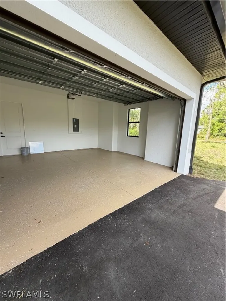 2864 66th Avenue NE Naples FL 34120