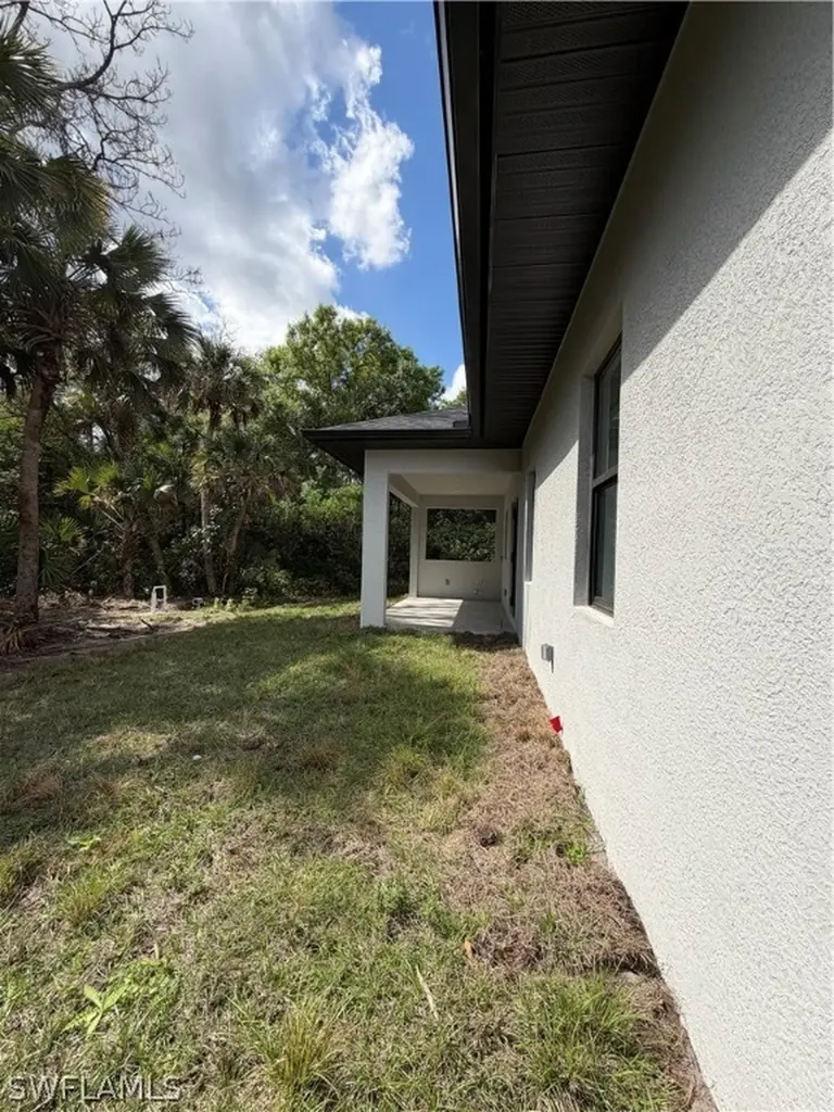 2864 66th Avenue NE Naples FL 34120