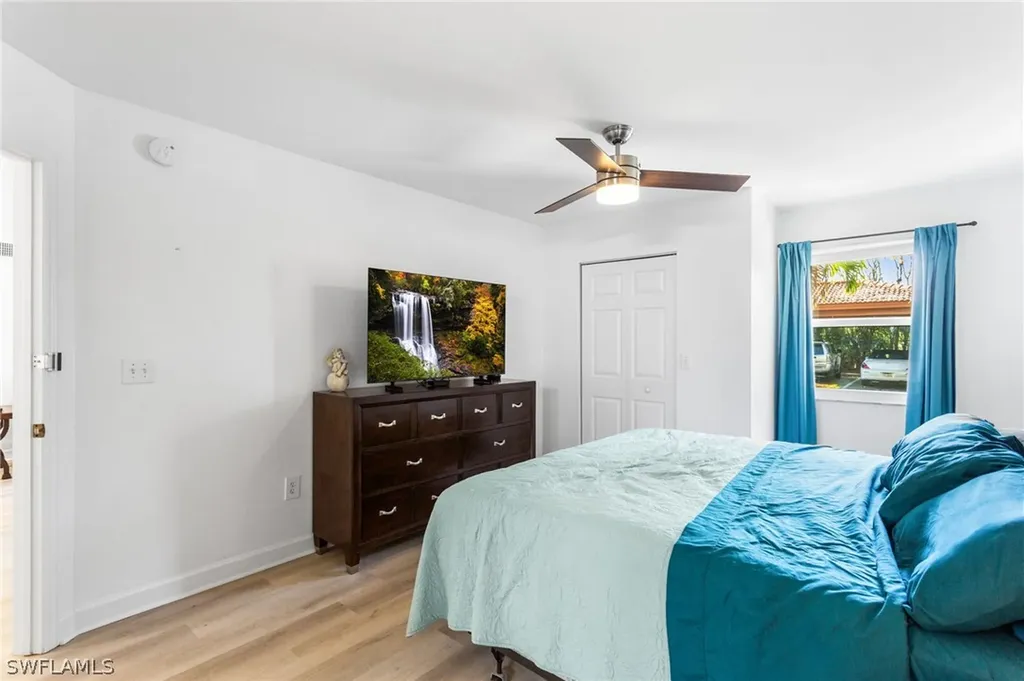 8940 Colonnades Court E Bonita Springs FL 34135