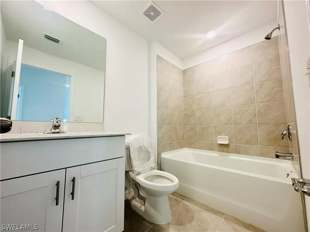 17303 Monte Isola Way North Fort Myers FL 33917