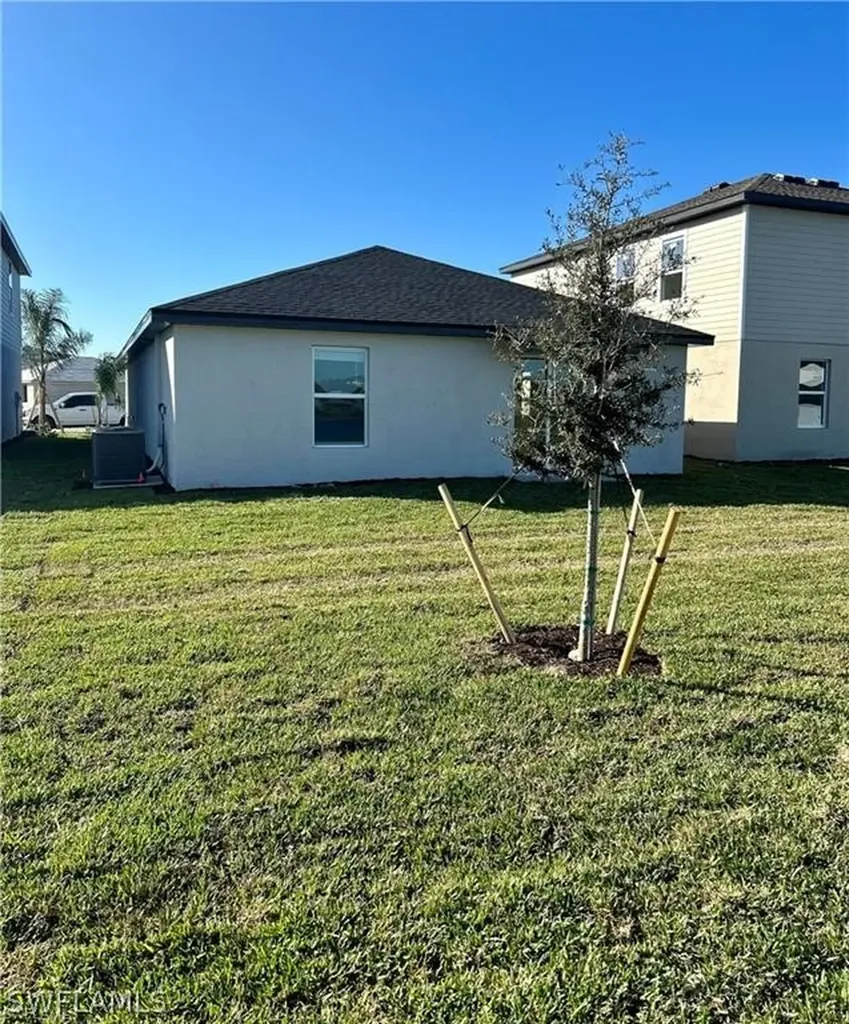 17303 Monte Isola Way North Fort Myers FL 33917