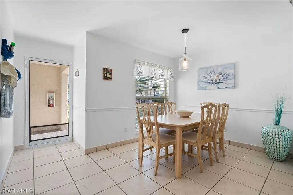 821 Gulf Pavilion Drive Naples FL 34108