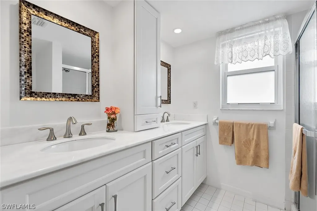 821 Gulf Pavilion Drive Naples FL 34108