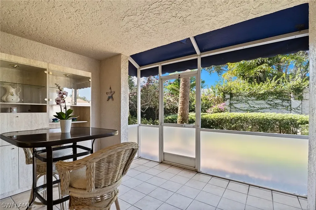 821 Gulf Pavilion Drive Naples FL 34108