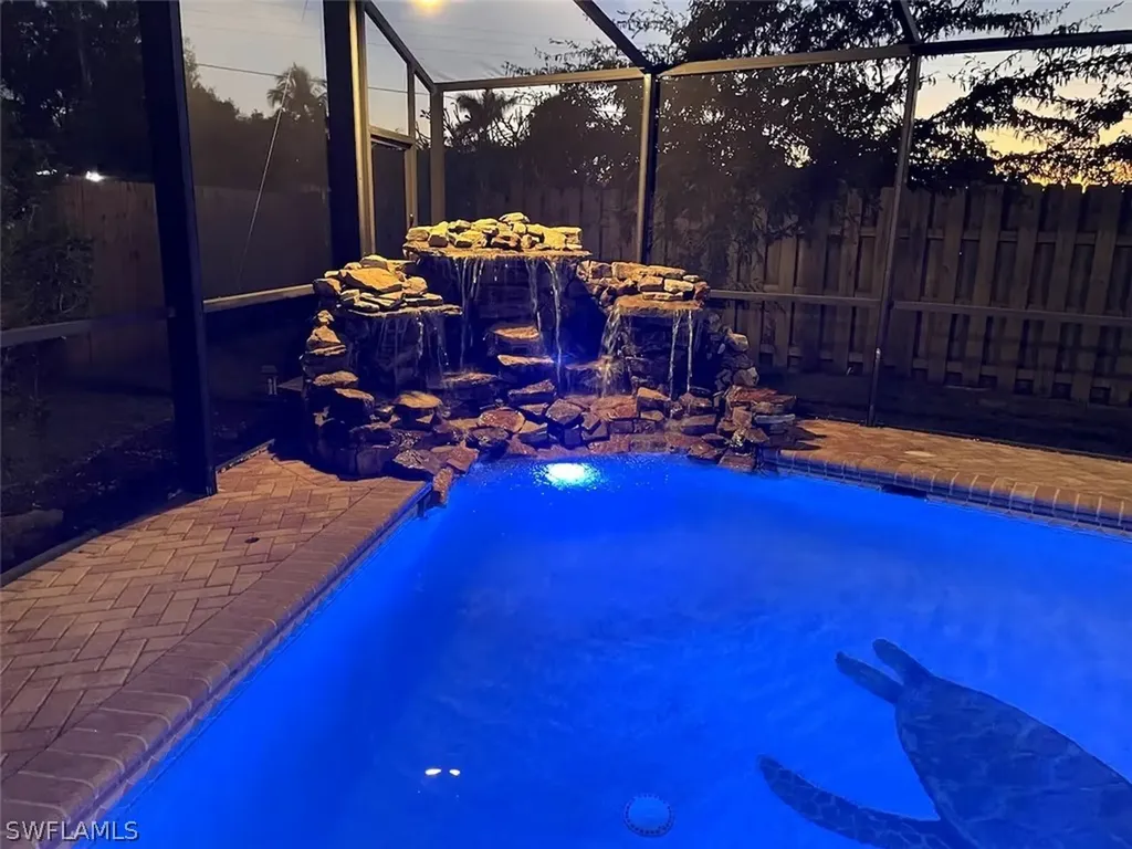 4866 Tahiti Lane Naples FL 34112