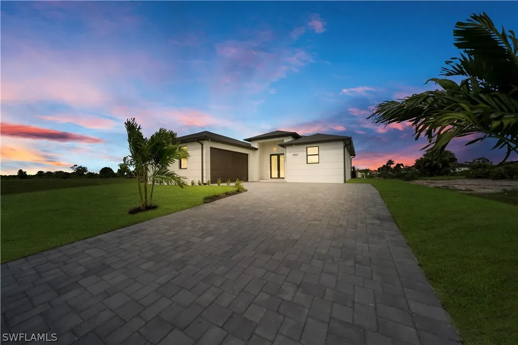 3821 NW 38th Avenue Cape Coral FL 33993