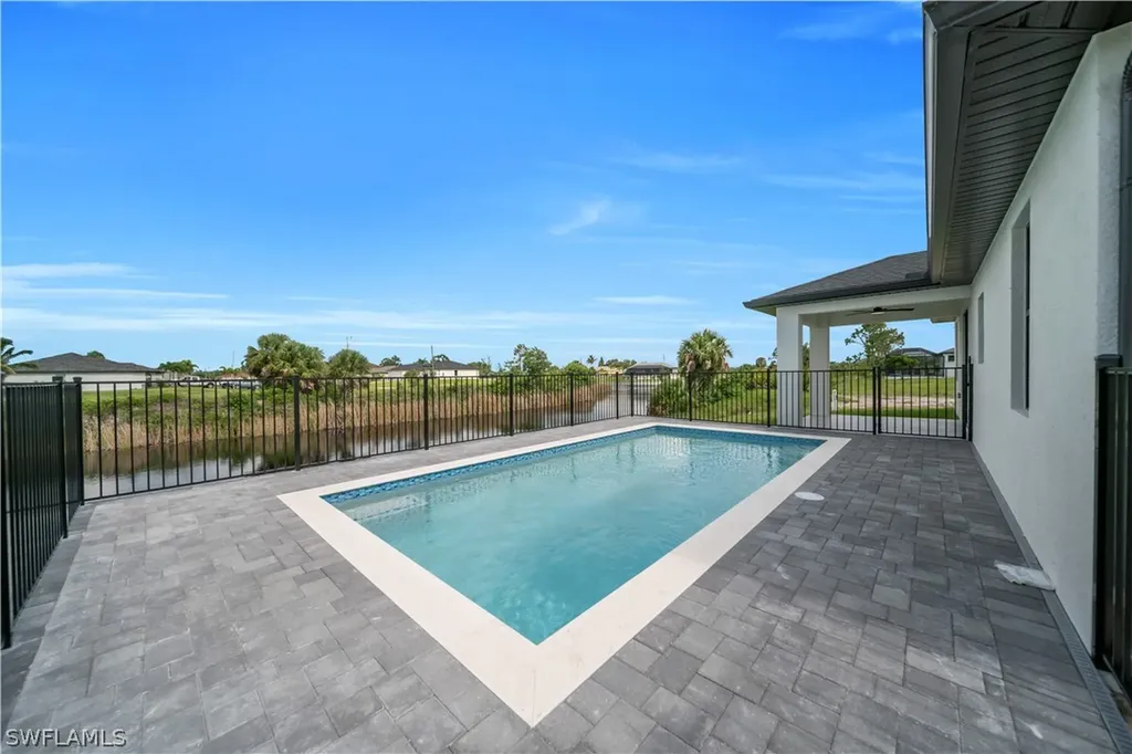 3821 NW 38th Avenue Cape Coral FL 33993