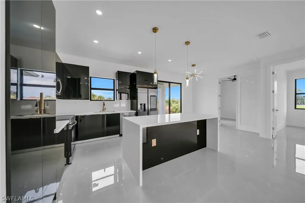 3821 NW 38th Avenue Cape Coral FL 33993