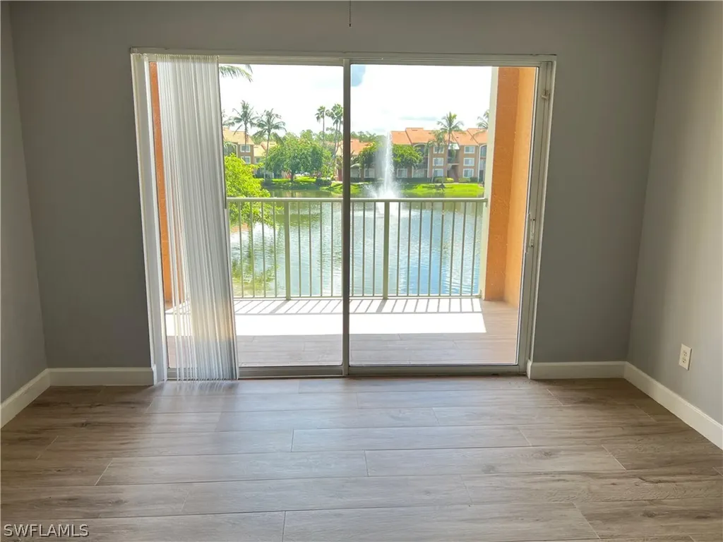1205 Wildwood Lakes Boulevard Naples FL 34104
