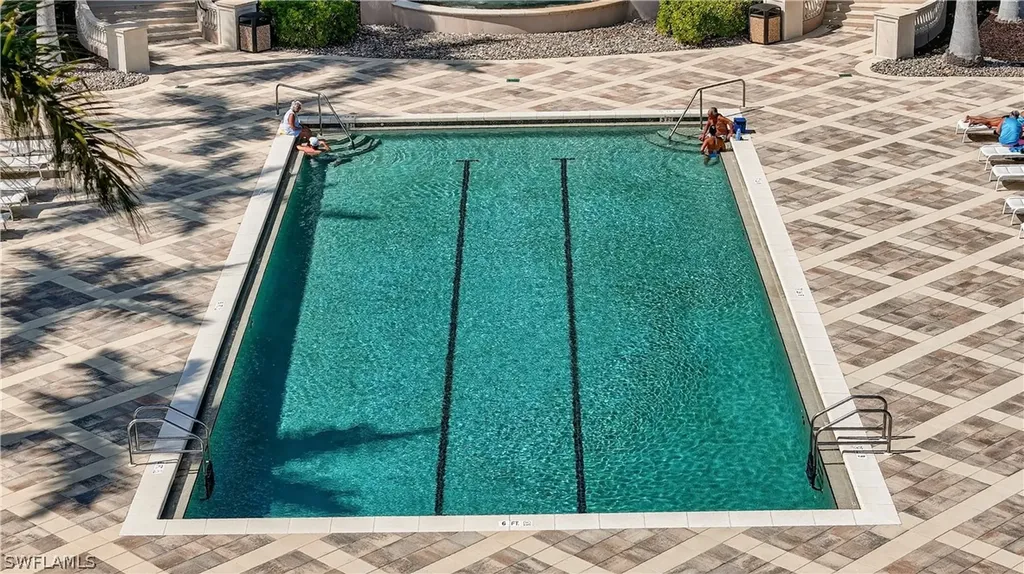 1060 Borghese Lane Naples FL 34114