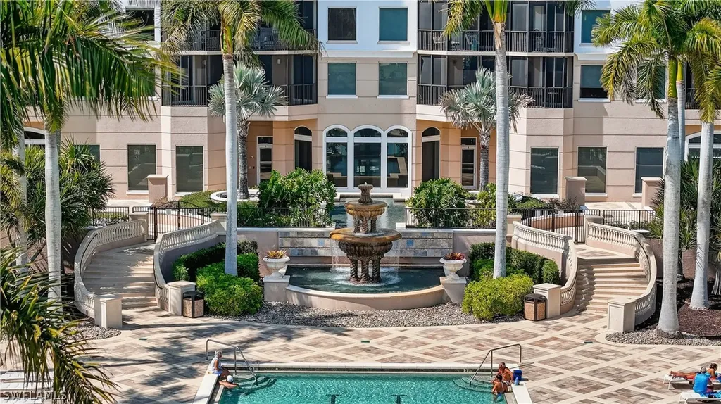 1060 Borghese Lane Naples FL 34114
