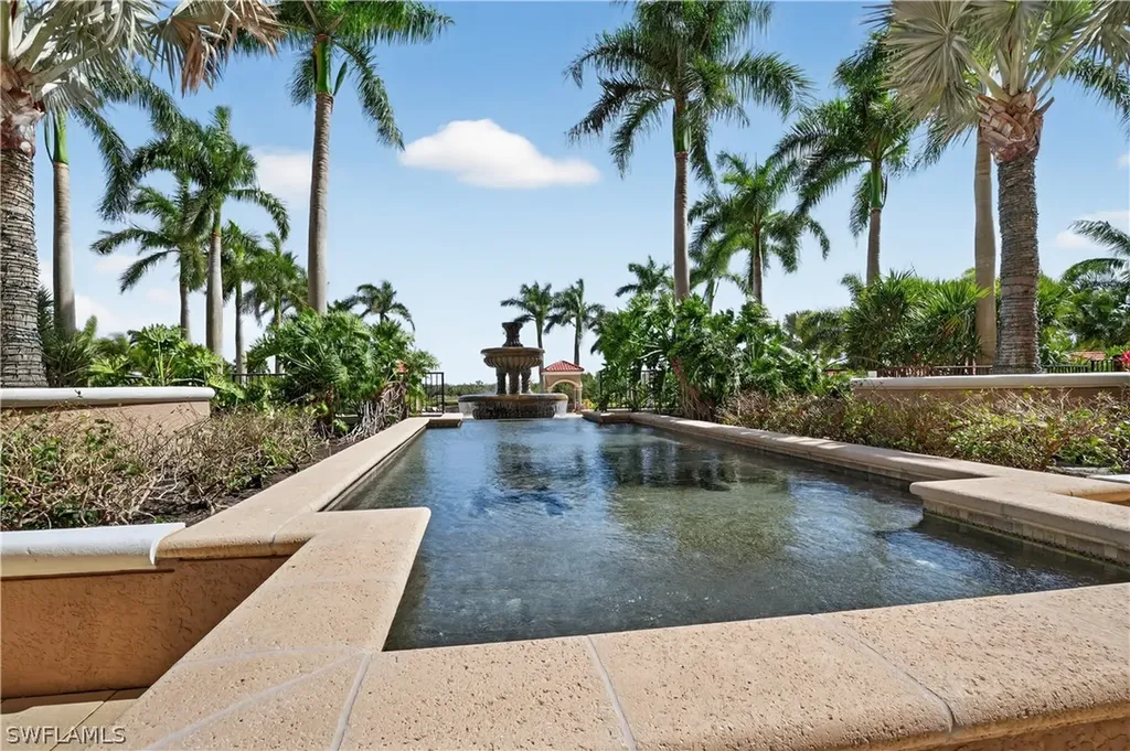 1060 Borghese Lane Naples FL 34114