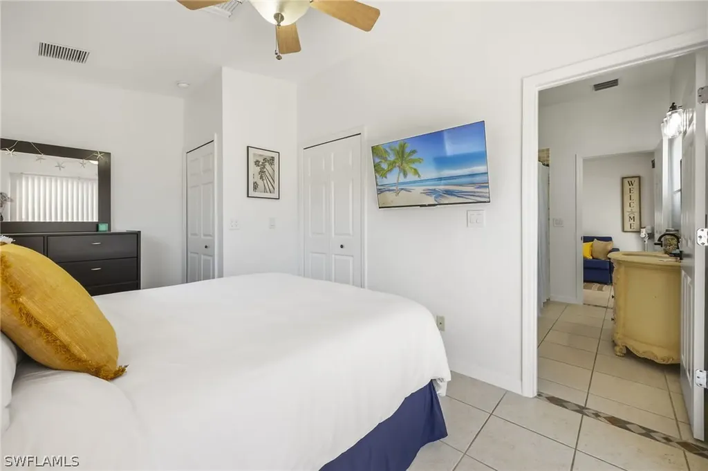 742 111th Avenue N Naples FL 34108