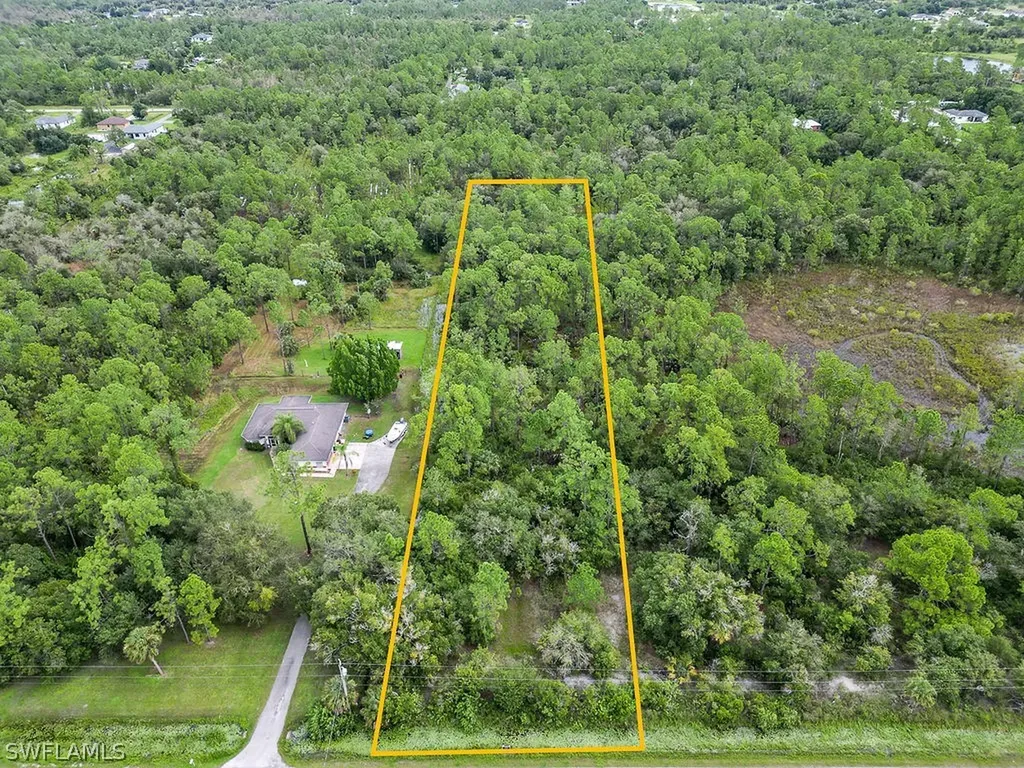 Naples FL, 64TH Avenue NE