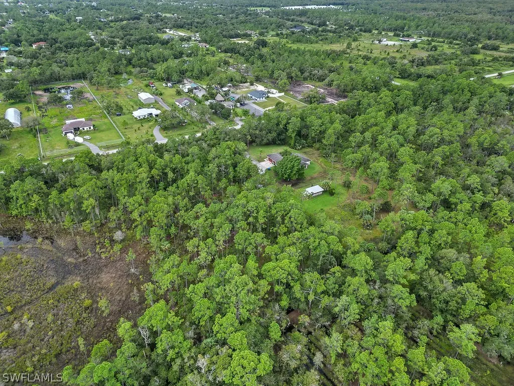 64TH Avenue NE Naples FL 34120