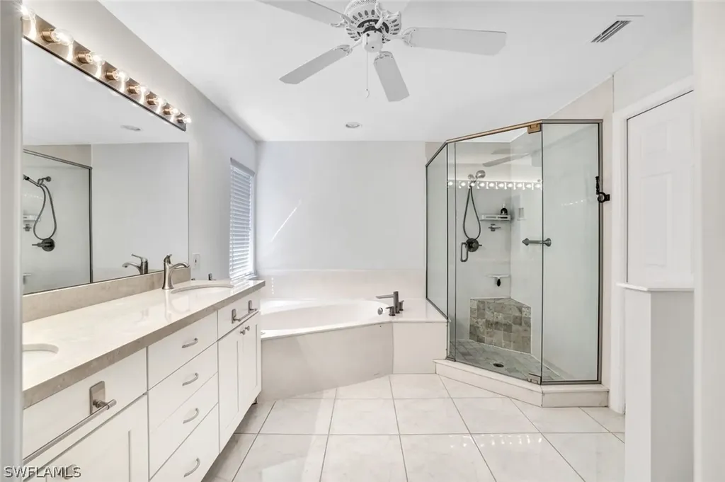 10341 Regent Circle Naples FL 34109