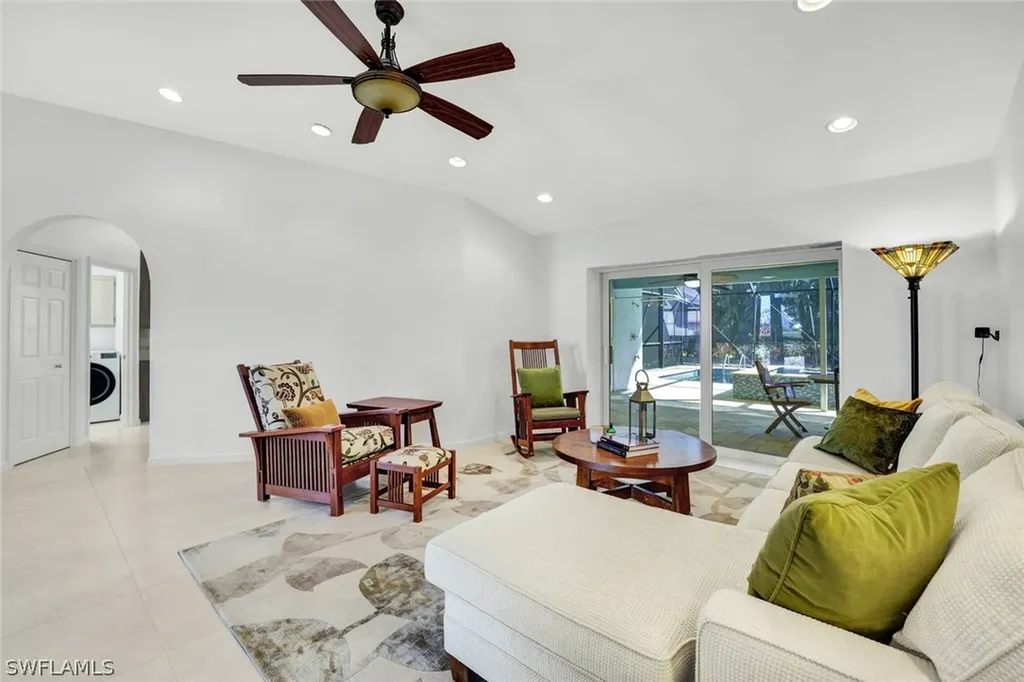 10341 Regent Circle Naples FL 34109