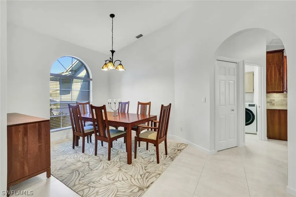 10341 Regent Circle Naples FL 34109