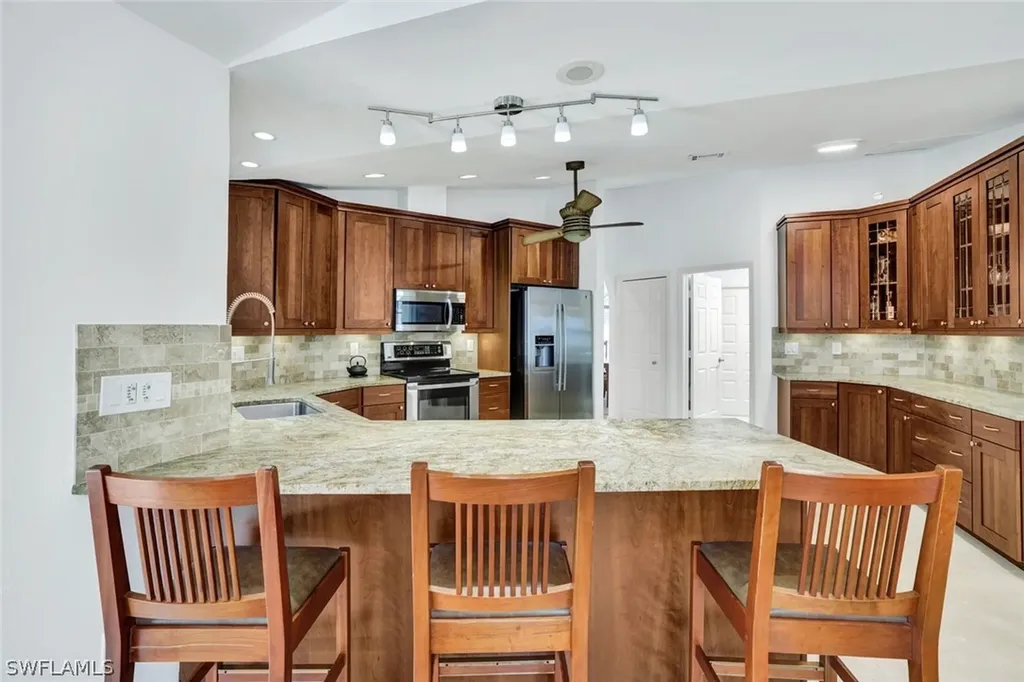 10341 Regent Circle Naples FL 34109