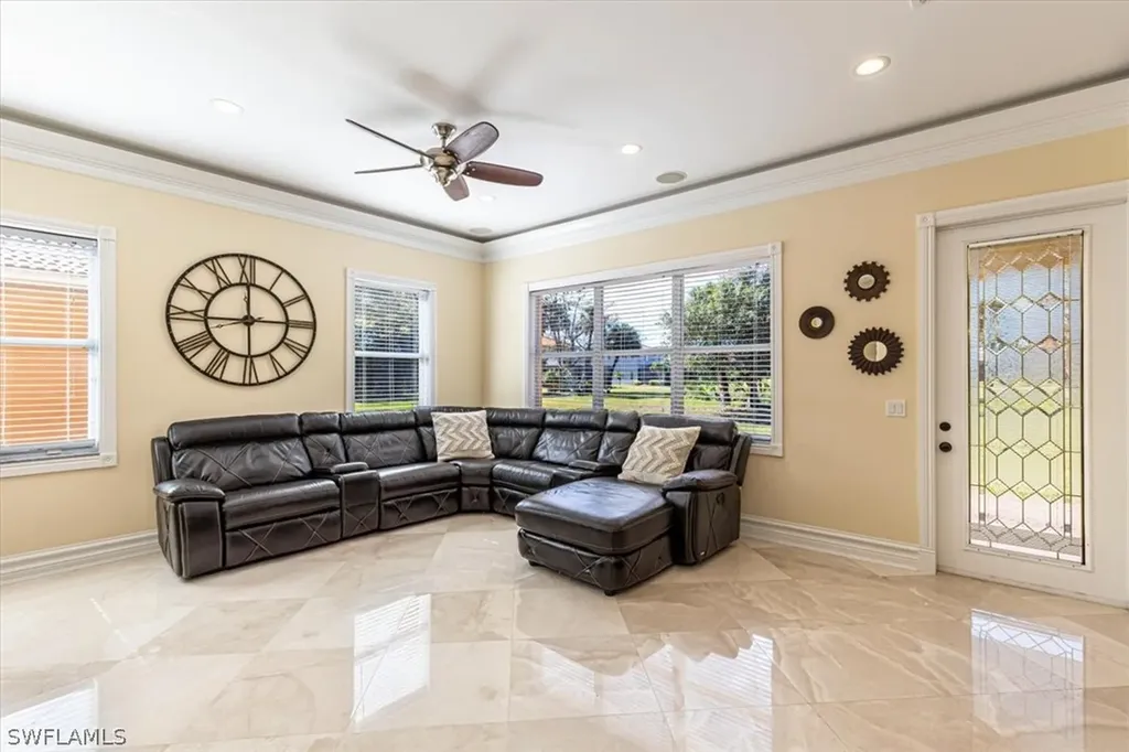 2135 Par Drive Naples FL 34120