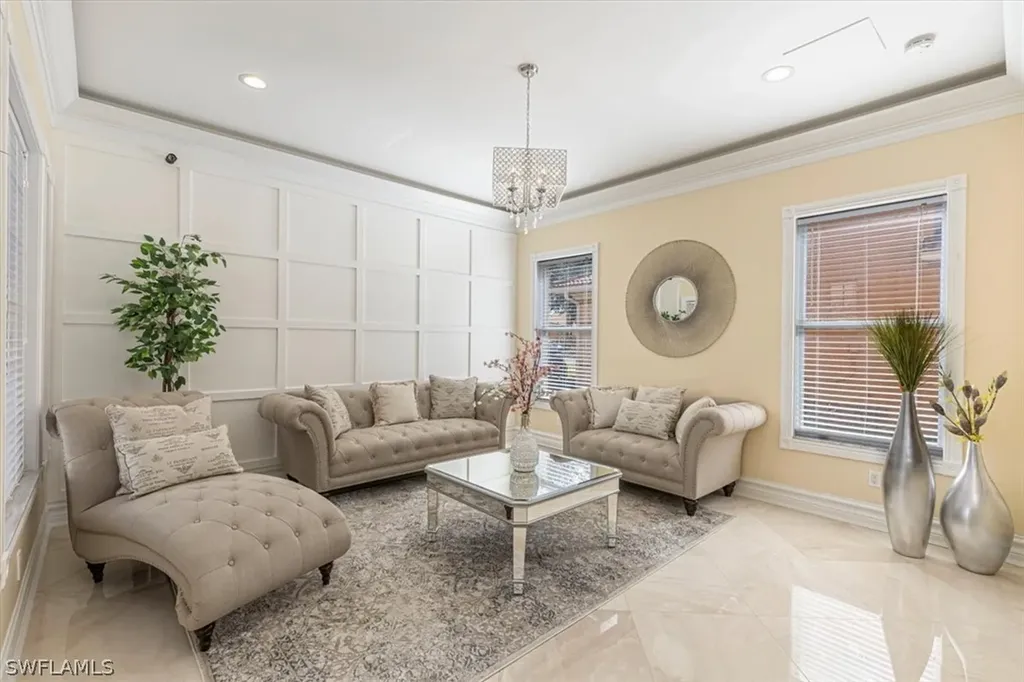 2135 Par Drive Naples FL 34120