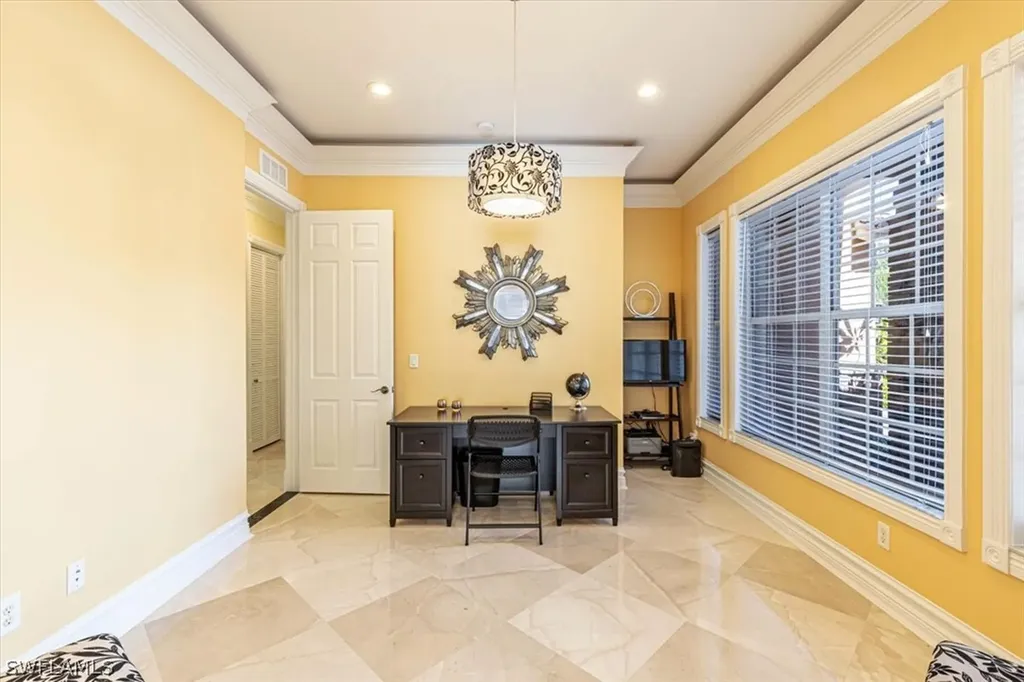 2135 Par Drive Naples FL 34120