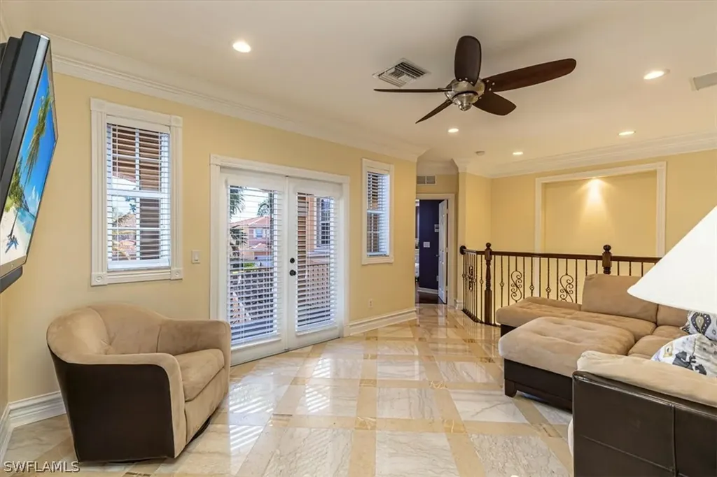 2135 Par Drive Naples FL 34120