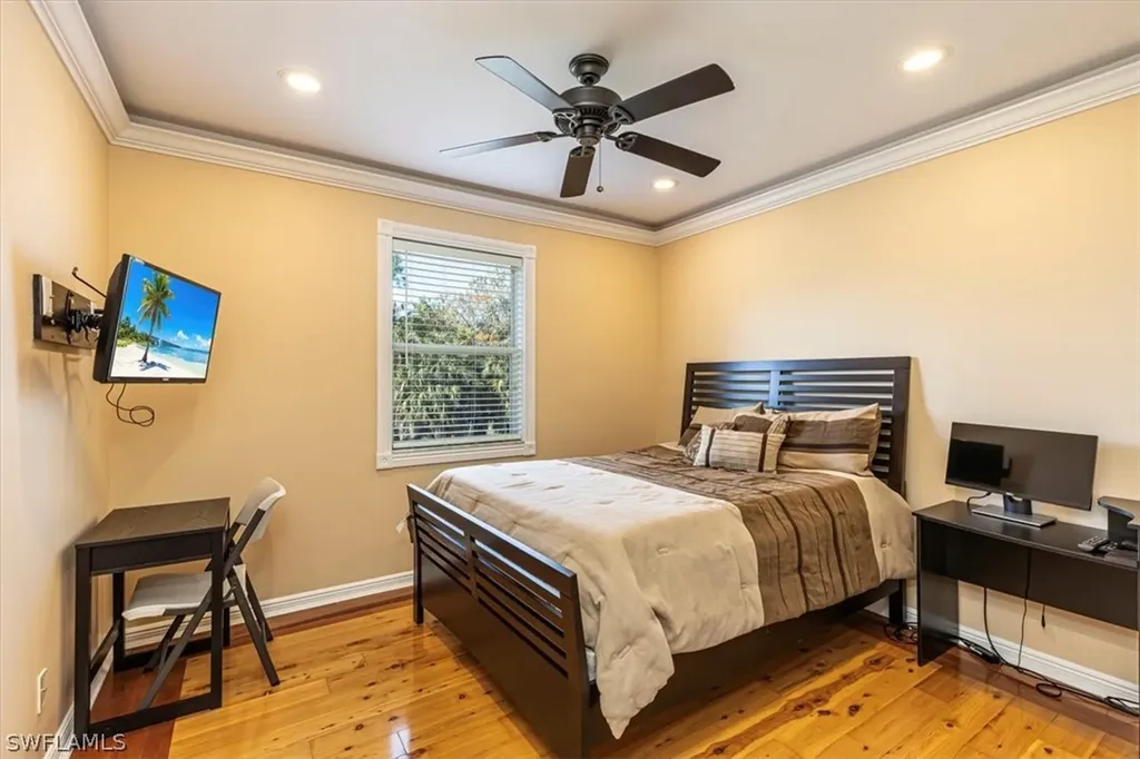 2135 Par Drive Naples FL 34120