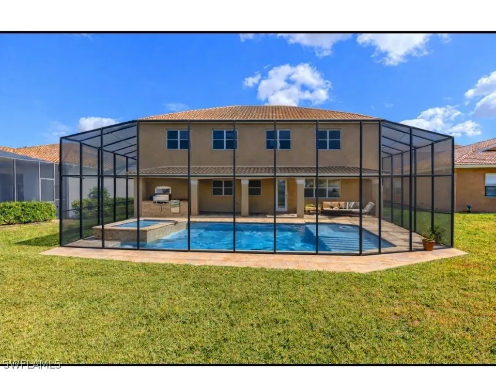 2135 Par Drive Naples FL 34120