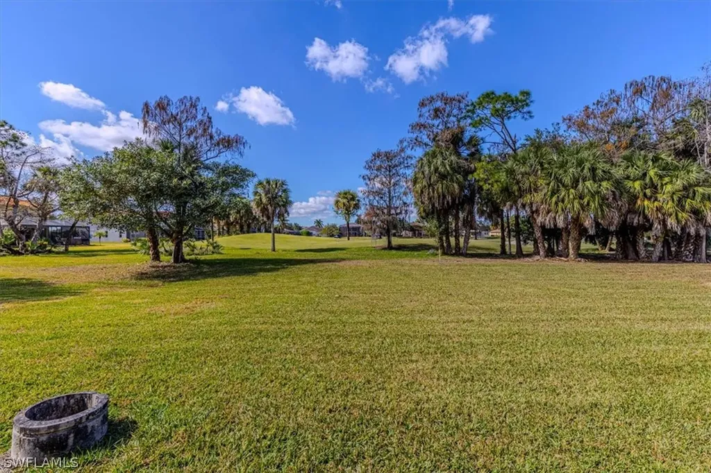 2135 Par Drive Naples FL 34120