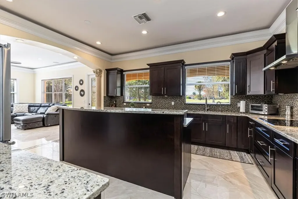 2135 Par Drive Naples FL 34120