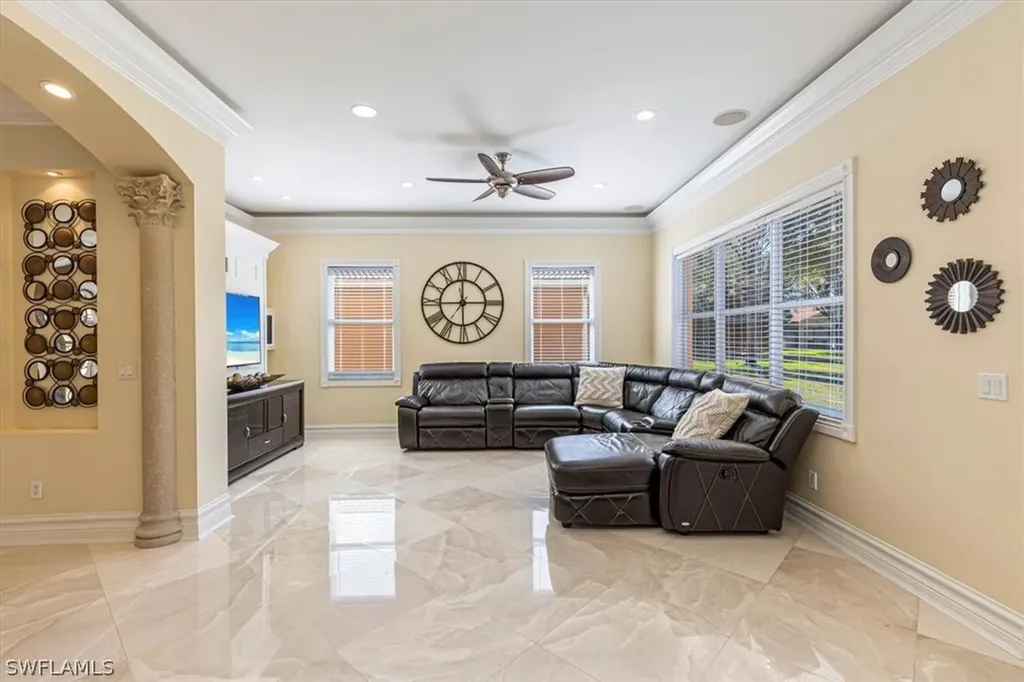 2135 Par Drive Naples FL 34120
