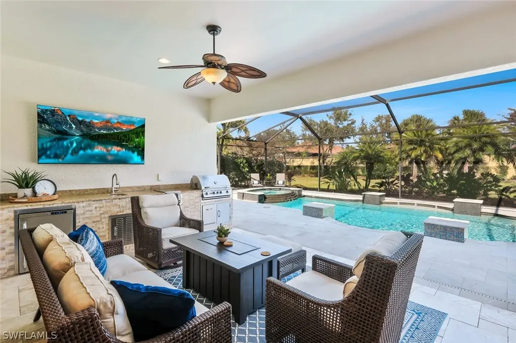9298 Quarry Drive Naples FL 34120