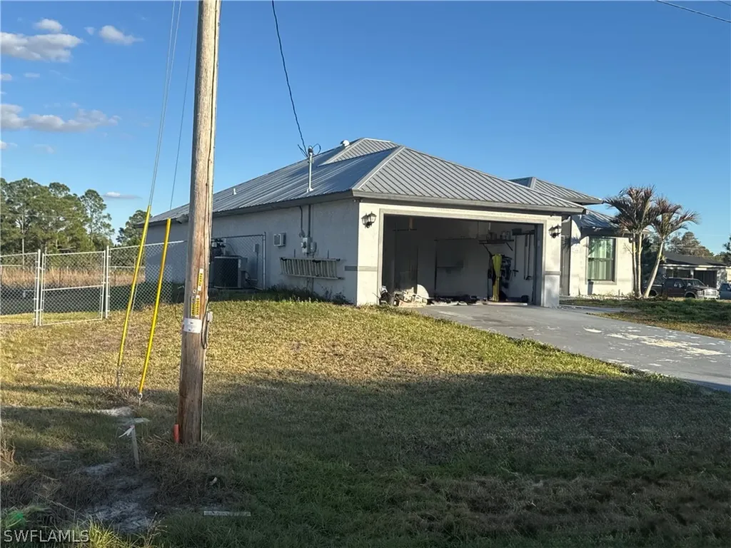 717 Fleming Avenue S Lehigh Acres FL 33974