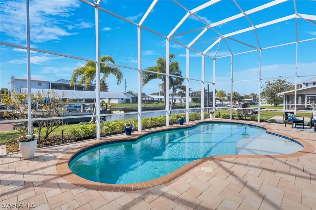 Bonita Springs FL, 4741 Pembrooke Lane