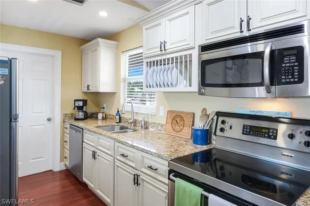 4741 Pembrooke Lane Bonita Springs FL 34134