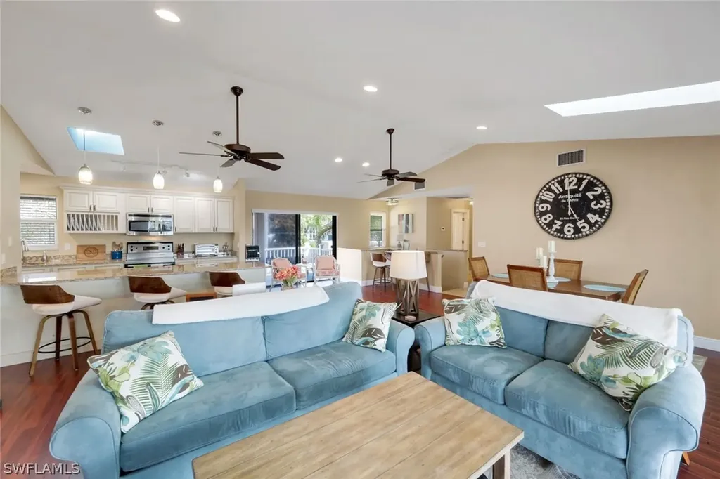 4741 Pembrooke Lane Bonita Springs FL 34134