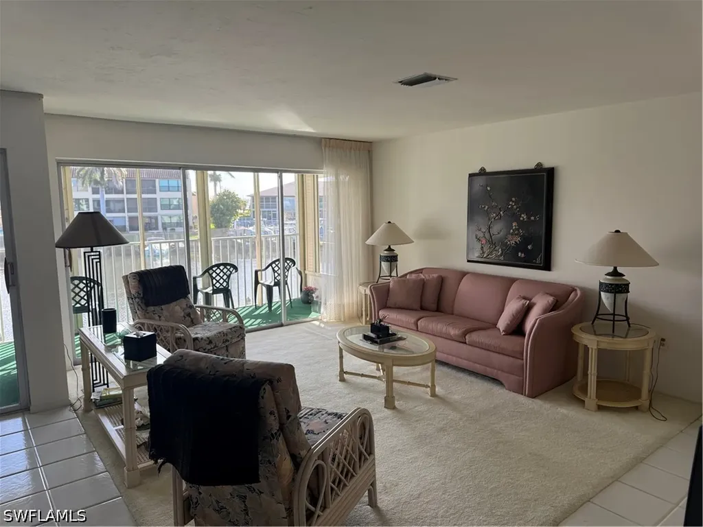 4113 SE 19th Place Cape Coral FL 33904