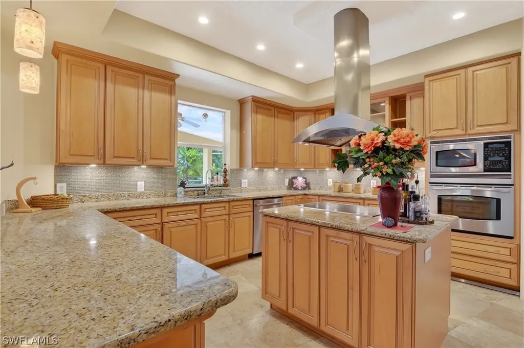 6416 Mark Lane Fort Myers FL 33966