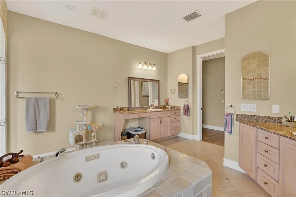 6416 Mark Lane Fort Myers FL 33966
