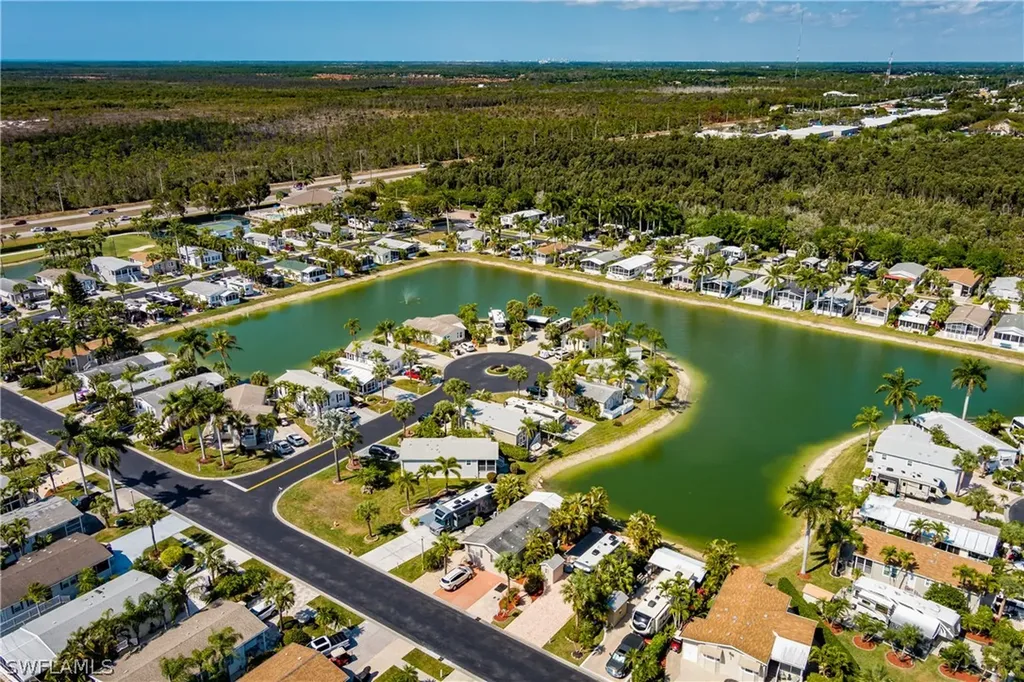 1076 Diamond Lake Circle Naples FL 34114