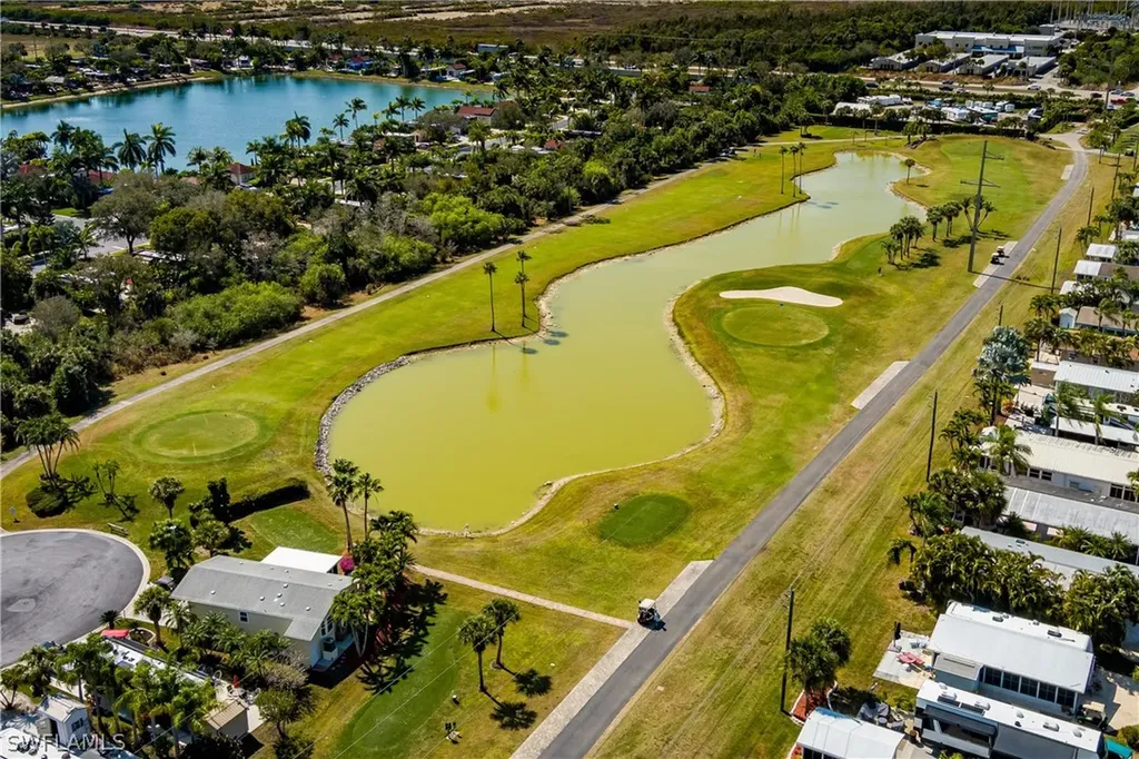 1076 Diamond Lake Circle Naples FL 34114