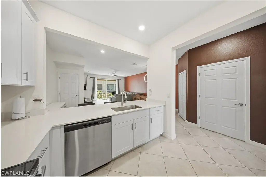 2930 Citrus Street Naples FL 34120